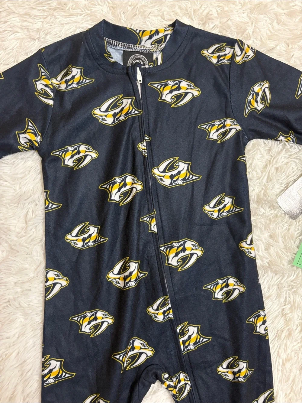 NWT NHL Nashville Predators Footed Pajamas Size 12 Month